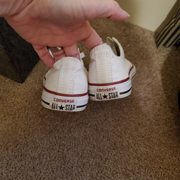 Converse shoes - Picture 2 of 3